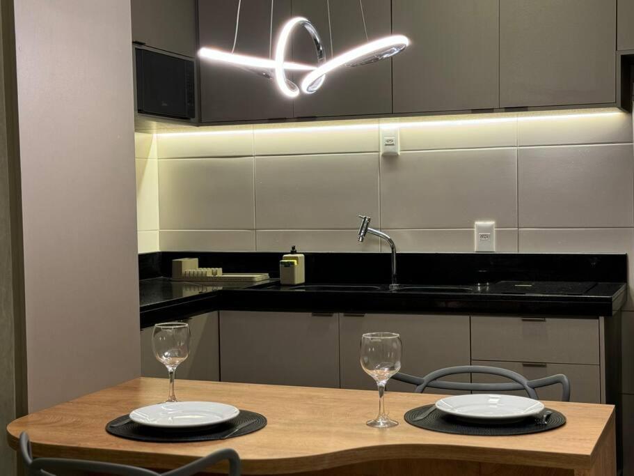 Moderno E Novo Em Apartamento